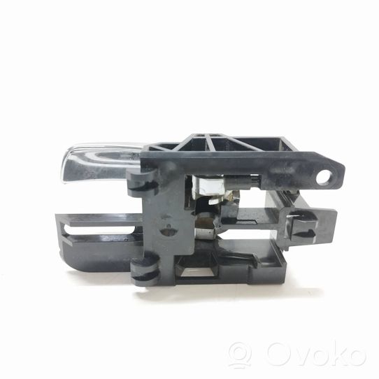 Nissan Qashqai+2 Rear door interior handle 80670