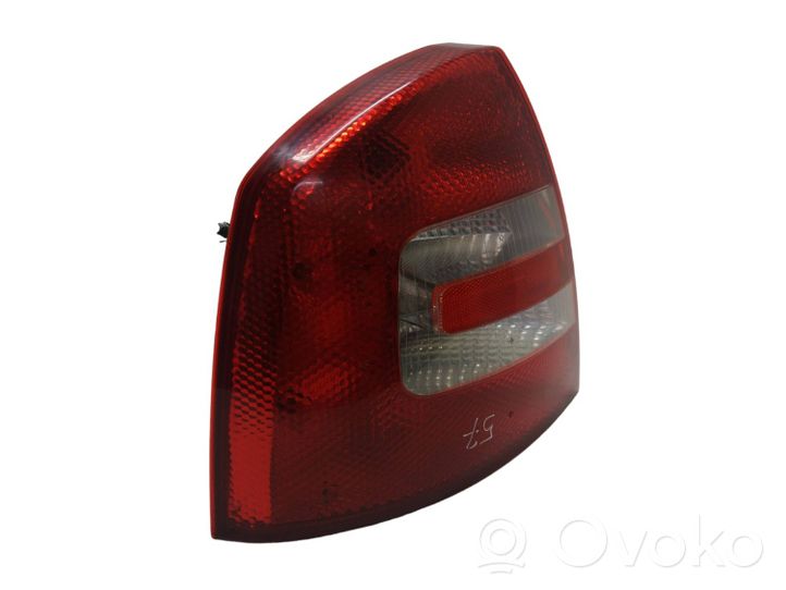 Skoda Octavia Mk2 (1Z) Lampa tylna 1Z5945095A