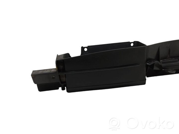 Skoda Octavia Mk2 (1Z) Staffa del pannello di supporto del radiatore parte superiore 1Z0121285F