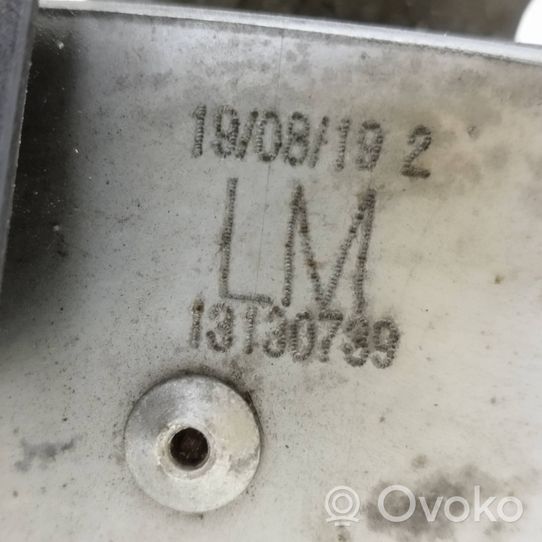 Opel Corsa E Supporto di montaggio del motore 468646740