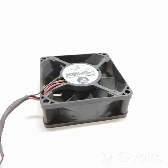 BMW 6 F12 F13 Module d'unité de commande de ventilateur 6983075