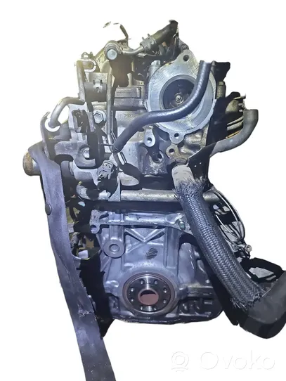 Toyota Avensis T250 Motor 2AD