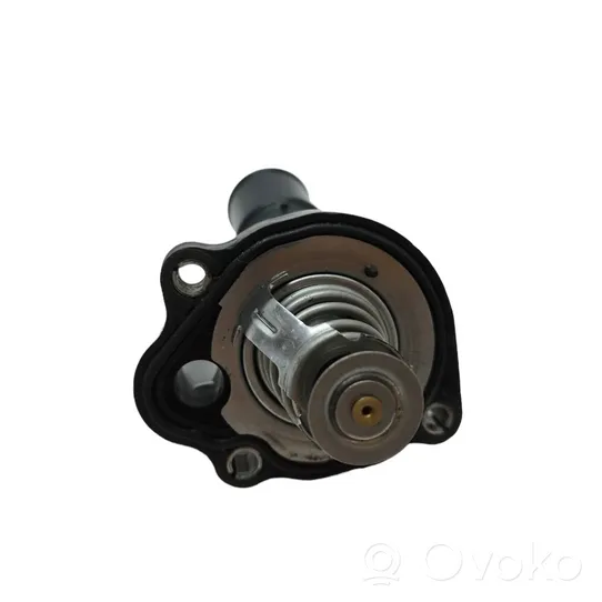 Ford Focus Boîtier de thermostat / thermostat AG9GAA