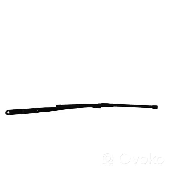 Volkswagen Golf VI Front wiper blade arm 