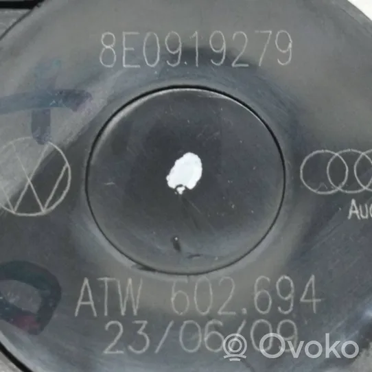 Audi Q5 SQ5 Pysäköintitutkan anturin kaiutin PDC 8E0919279