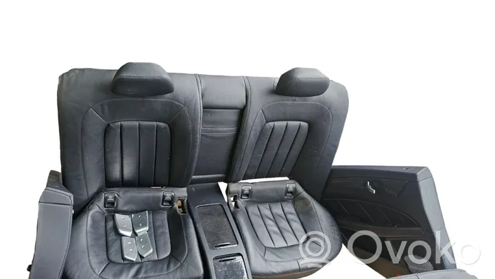 Mercedes-Benz CLS C218 X218 Sėdynių / durų apdailų komplektas 