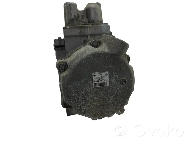 Renault Kangoo II Ilmastointilaitteen kompressorin pumppu (A/C) 926004760R