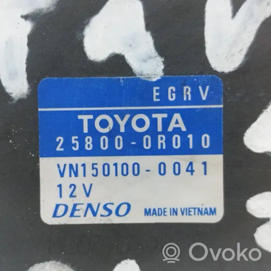 Toyota Avensis T270 AGR-Ventil Abgasrückführung 258000R010