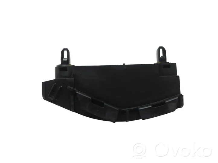 Toyota Avensis T270 Soporte de montaje del parachoques trasero 5256205040