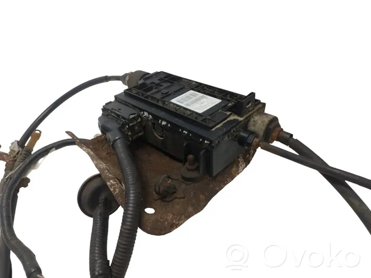 Toyota Avensis T270 Hand brake control module 4630005011