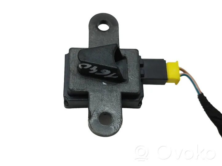 Mercedes-Benz S W221 Gaisa spilvenu trieciensensors A0038212751