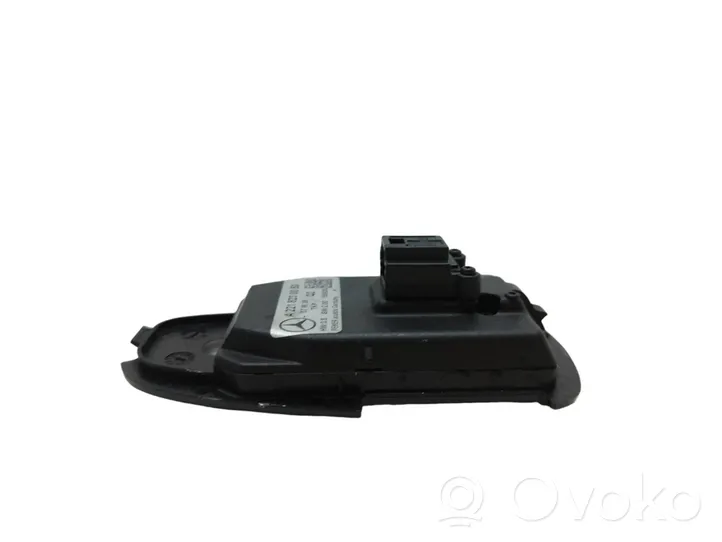 Mercedes-Benz S W221 Phone keyboard A2218230050