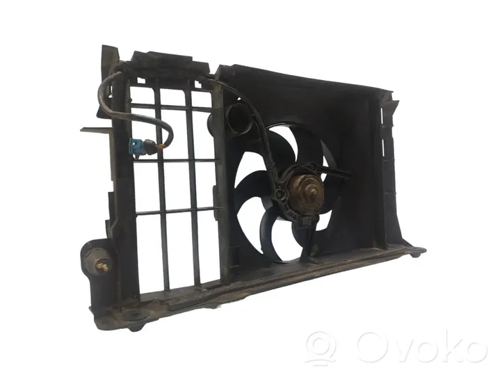 Peugeot 306 Ventilatore di raffreddamento elettrico del radiatore 9623899780