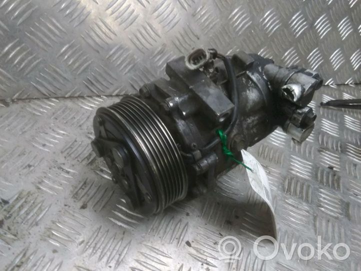 Suzuki Splash Ilmastointilaitteen kompressorin pumppu (A/C) 3C145601E