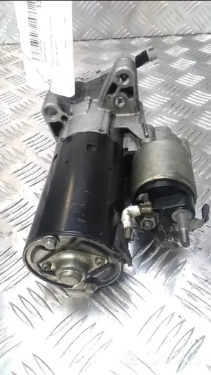 Renault Megane II Starter motor 8200741476