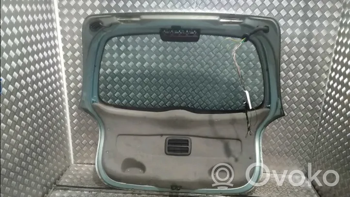 Citroen Xsara Picasso Puerta del maletero/compartimento de carga 8701L3