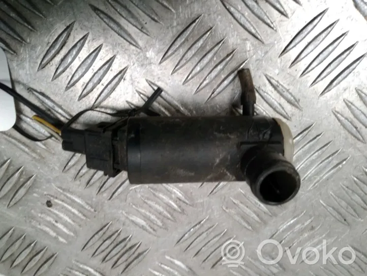 Ford Fusion Pompa spryskiwacza szyby przedniej / czołowej 7003178