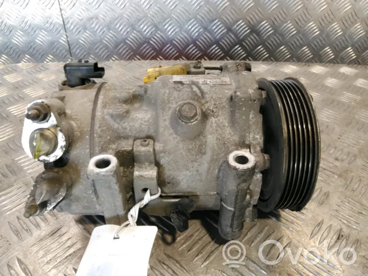 Citroen C4 I Picasso Ilmastointilaitteen kompressorin pumppu (A/C) 9825868180