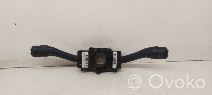 Volkswagen PASSAT B5 Leva/interruttore dell’indicatore di direzione e tergicristallo 1J0953513