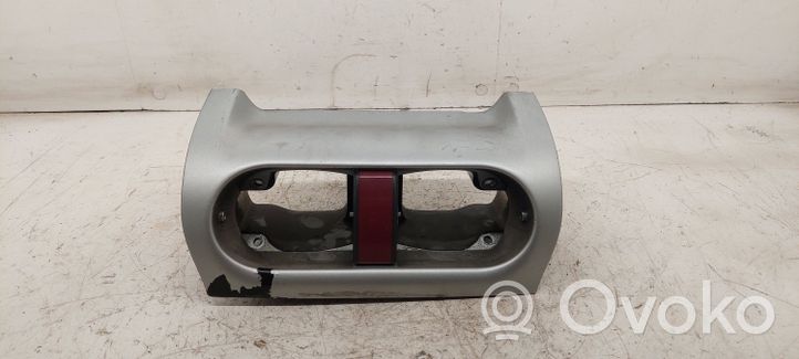 Opel Corsa C Dash center air vent grill 13174176