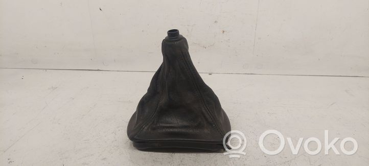 Audi A4 S4 B5 8D Rivestimento in plastica cornice della leva del cambio 8D0864281B