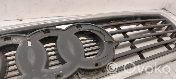 Audi A6 S6 C4 4A Kühlergrill 4A0853656C