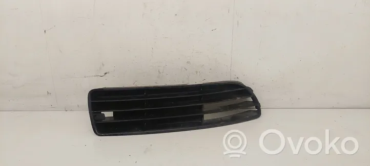 Audi A4 S4 B5 8D Front bumper lower grill 8D0807345B