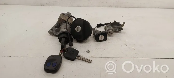 Volkswagen Polo IV 9N3 Lock set 