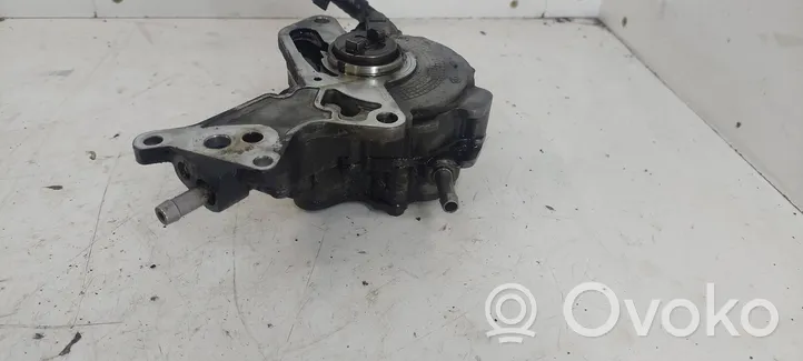 Volkswagen Polo IV 9N3 Vacuum pump 038145209N