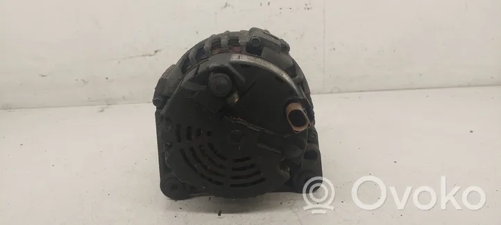 Volkswagen PASSAT B5.5 Alternator 028903031A