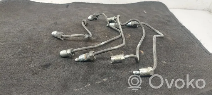 Toyota Avensis Verso Tuyau d'alimentation d'injecteur de carburant 