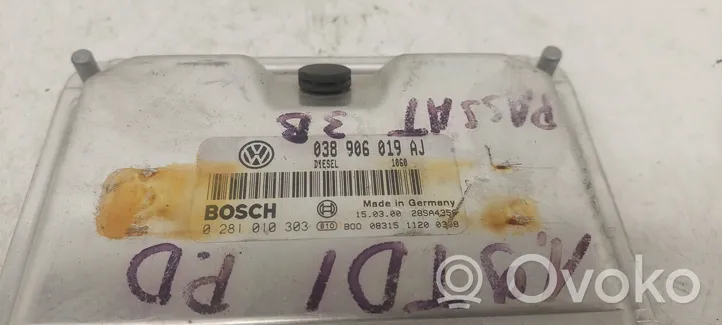Volkswagen PASSAT B5 Dzinēja vadības bloks 038906019AJ