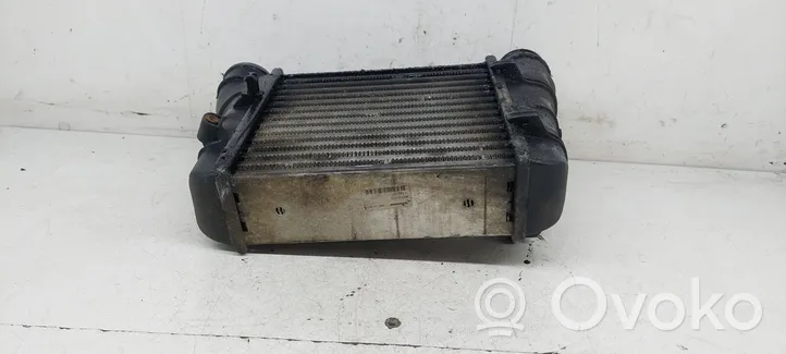 Audi A4 S4 B6 8E 8H Chłodnica powietrza doładowującego / Intercooler 8E0145805P