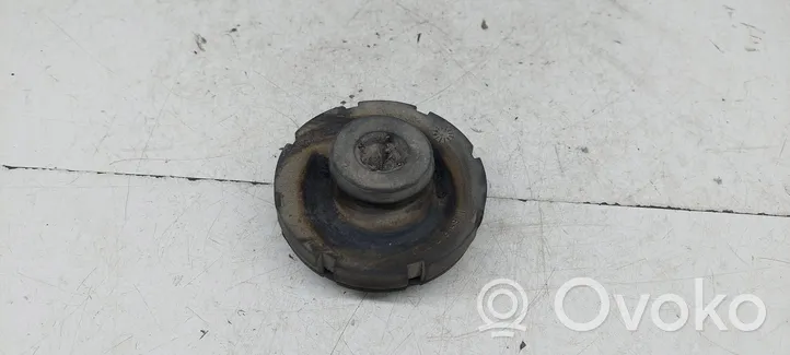 Audi A4 S4 B6 8E 8H Soporte de goma del muelle espiral trasero 8E0512149N