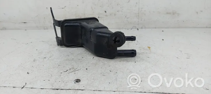 Audi A4 S4 B6 8E 8H Power steering fluid tank/reservoir 8E0422373