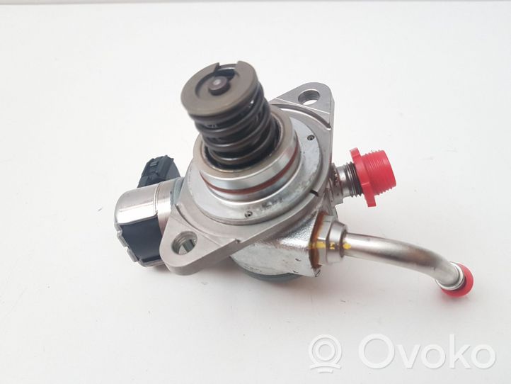 Volvo V60 Pompe d'injection de carburant à haute pression 1437903