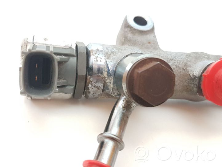 Volvo V70 Tuyau de conduite principale de carburant 31303612