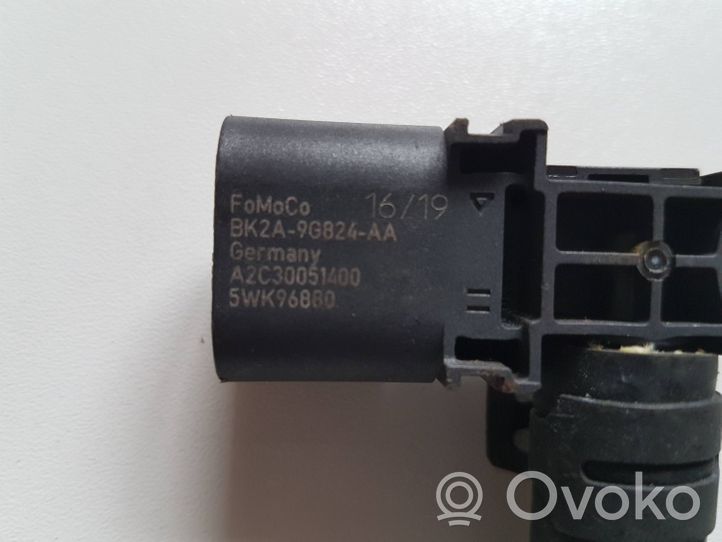 Ford Focus Capteur de pression des gaz d'échappement BK2A9G824AA