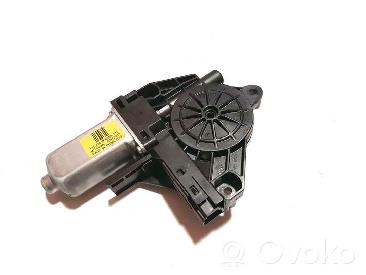 Volvo V40 Motorino alzacristalli della portiera anteriore 966268103