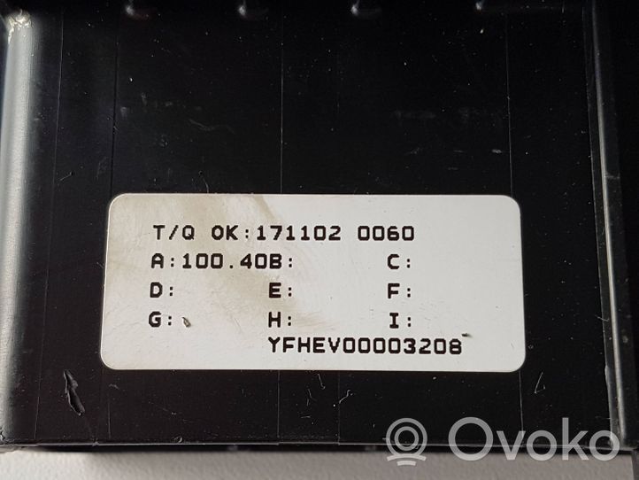 Hyundai Sonata Câble de batterie positif 1711020060