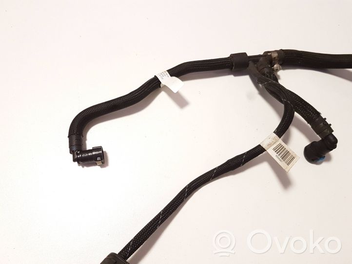 BMW 4 F36 Gran coupe Fuel return line/hose 858345801