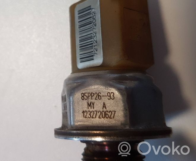 Audi A4 S4 B8 8K Fuel pressure sensor 03L906054