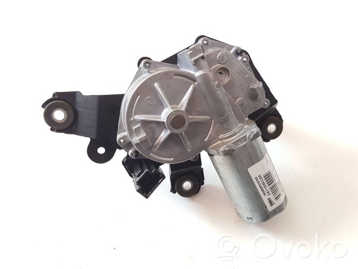 Nissan Qashqai Moteur d'essuie-glace arrière W000053268