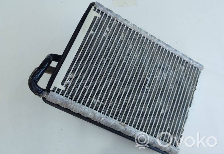 Audi A4 S4 B9 Radiatore aria condizionata (A/C) (abitacolo) HH018001