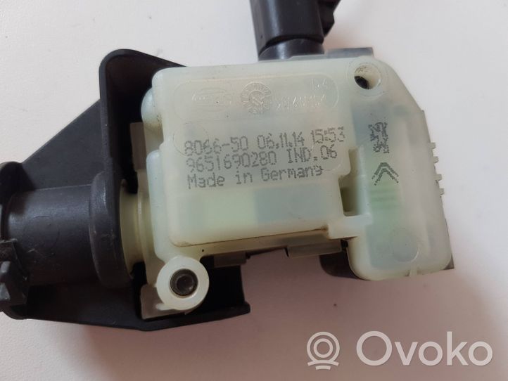 Citroen C4 II Verrouillage du bouchon du réservoir de carburant 9651690280