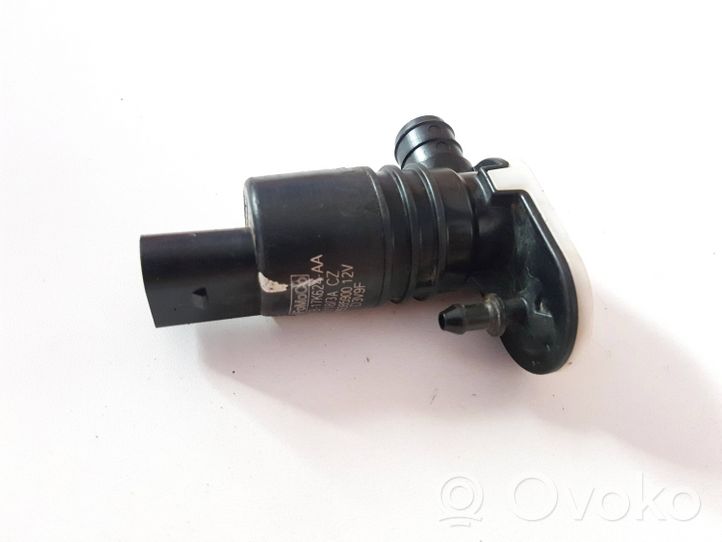 Ford Focus Pompe de lave-glace de pare-brise JX7B17K624AA