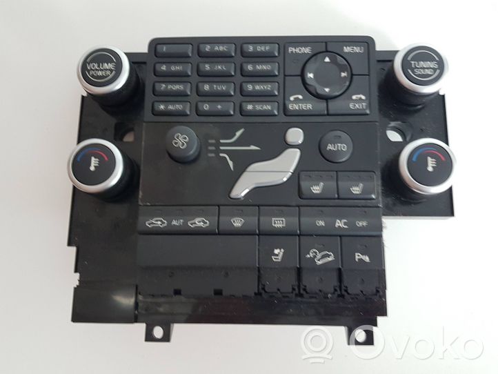 Volvo XC70 Oro kondicionieriaus/ klimato/ pečiuko valdymo blokas (salone) 30782904