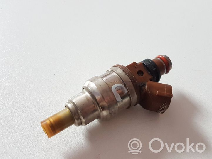 Mazda 323 F Injecteur de carburant INP482