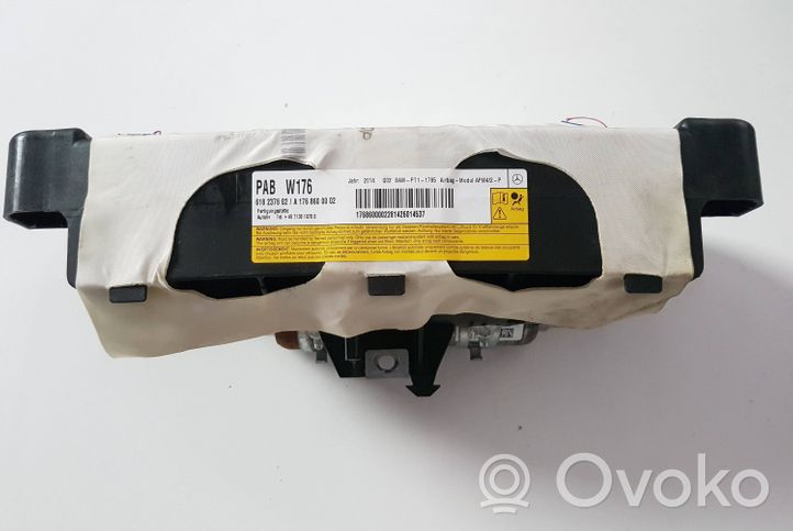 Mercedes-Benz A W176 Airbag de passager A1768600002