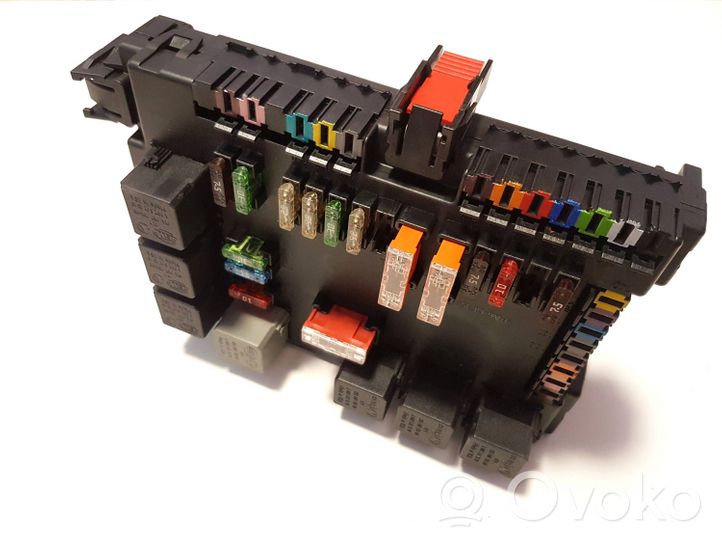 Mercedes-Benz S W221 Module de fusibles A2215404762